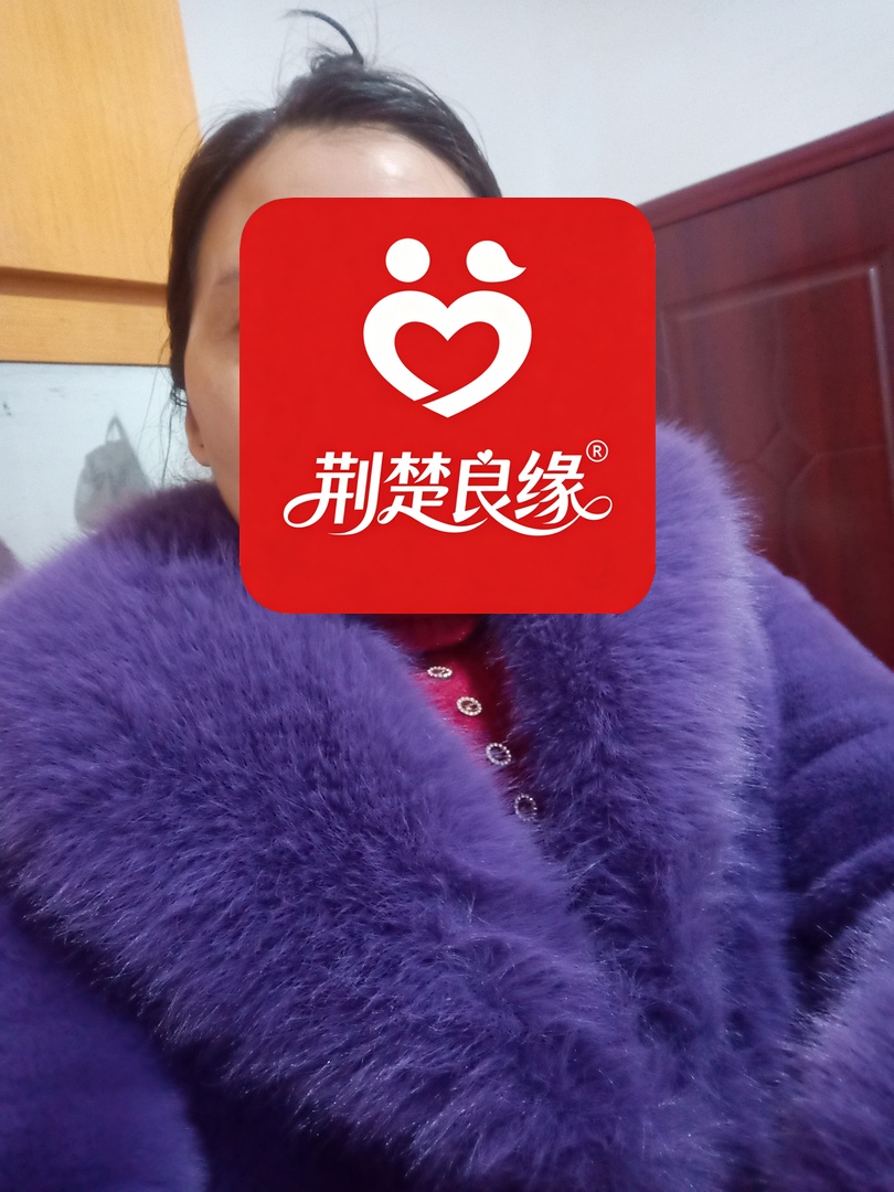 冯秀顾家寻爱的照片