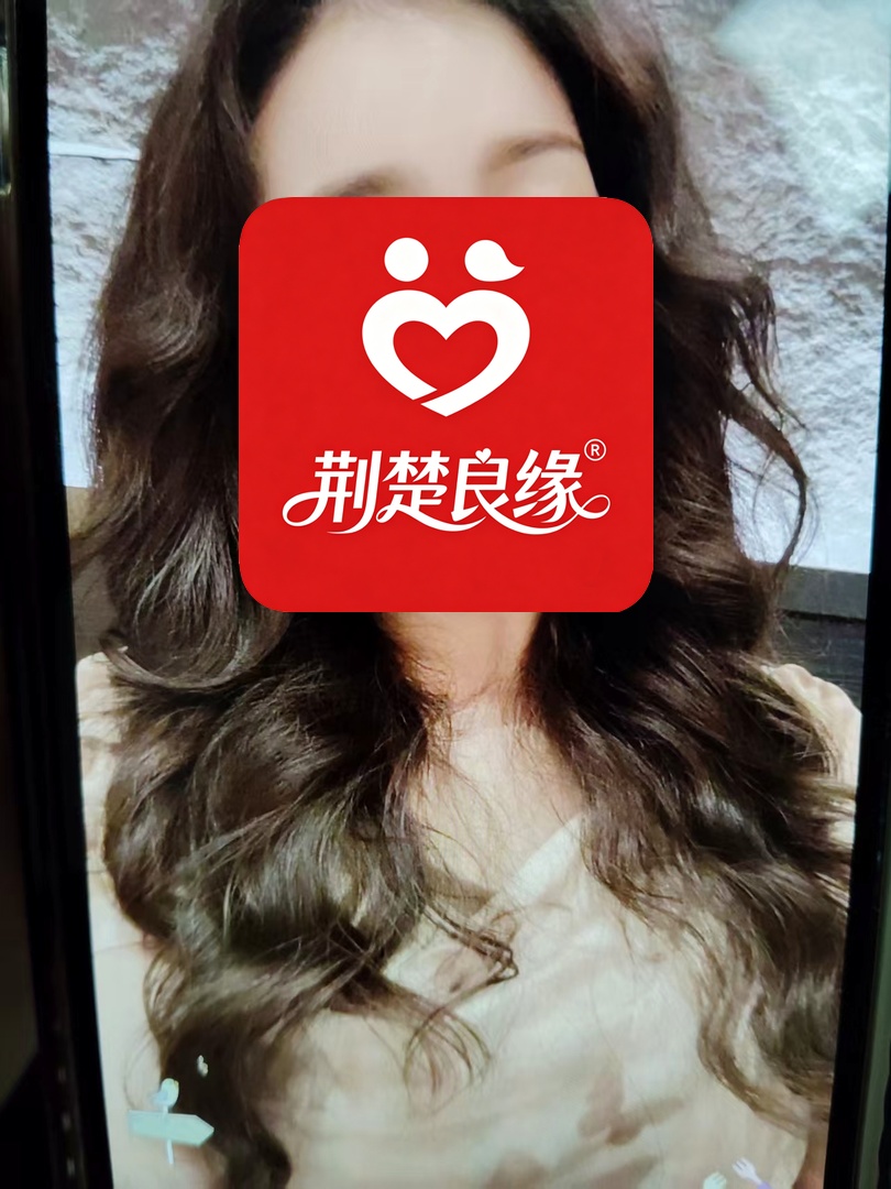 钭梅妍的照片