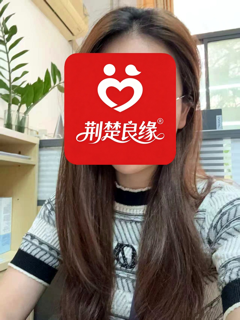 皮英半的照片