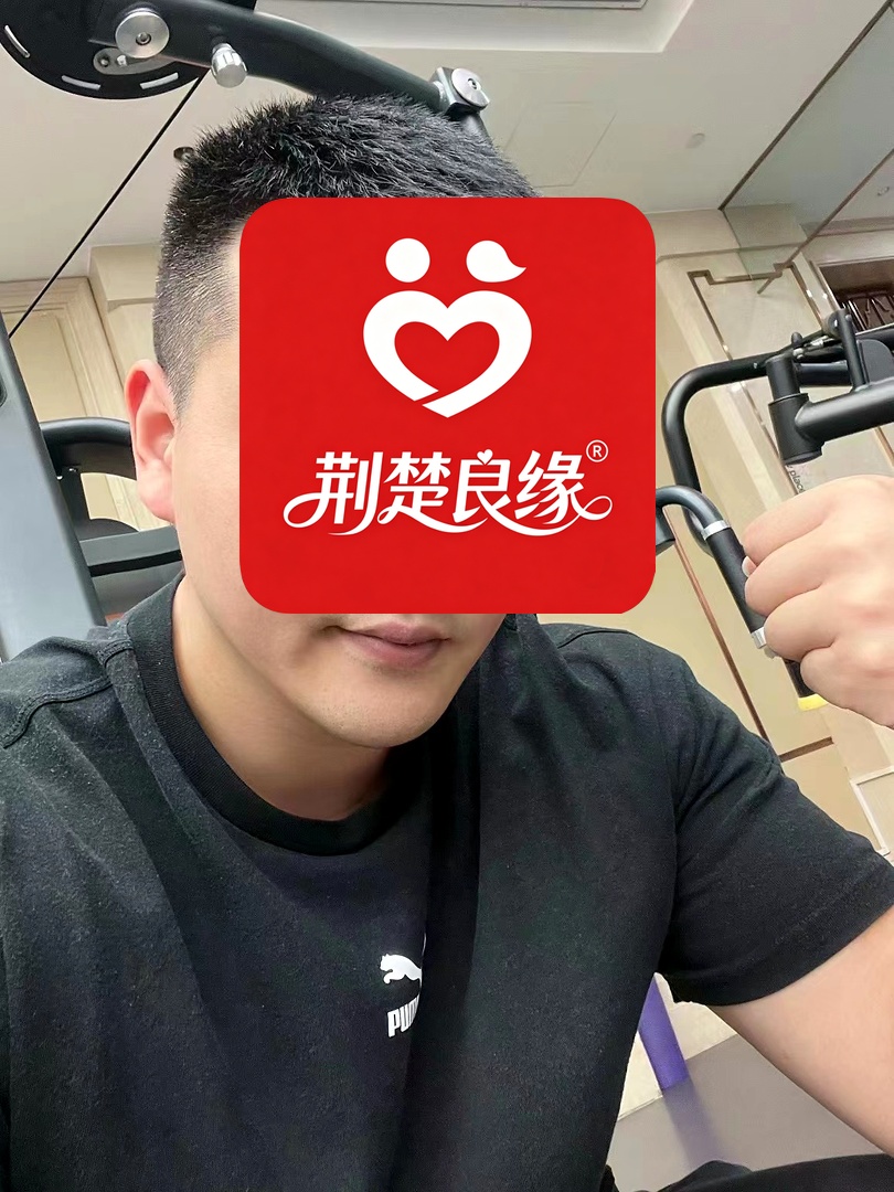 邹素亦的照片