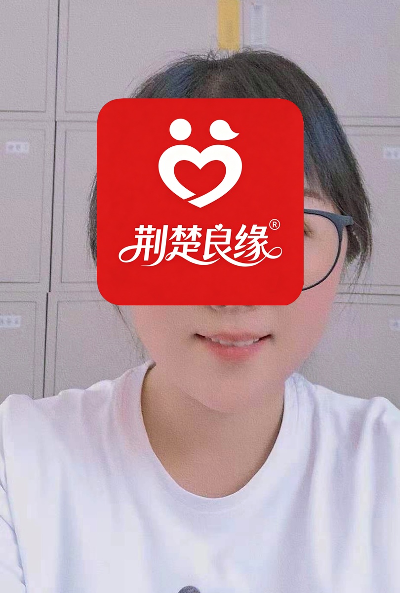 蓝巧颖的照片