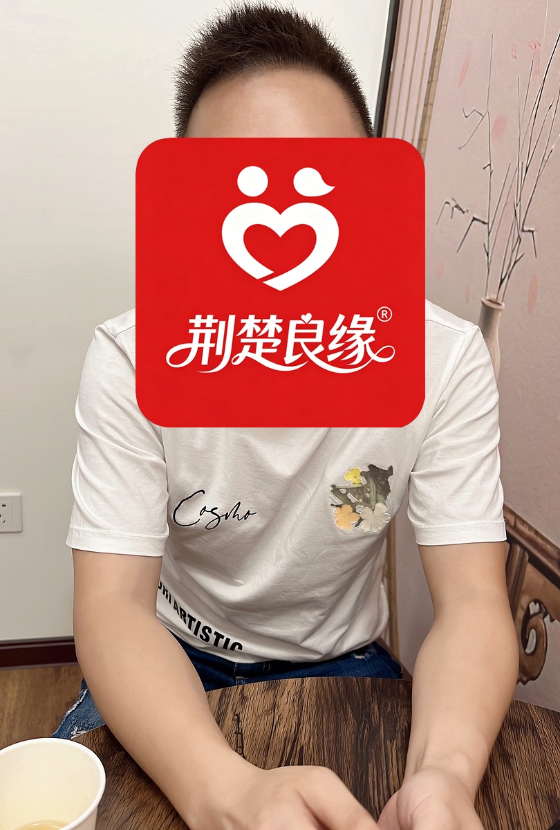 赵琳期待董市的照片
