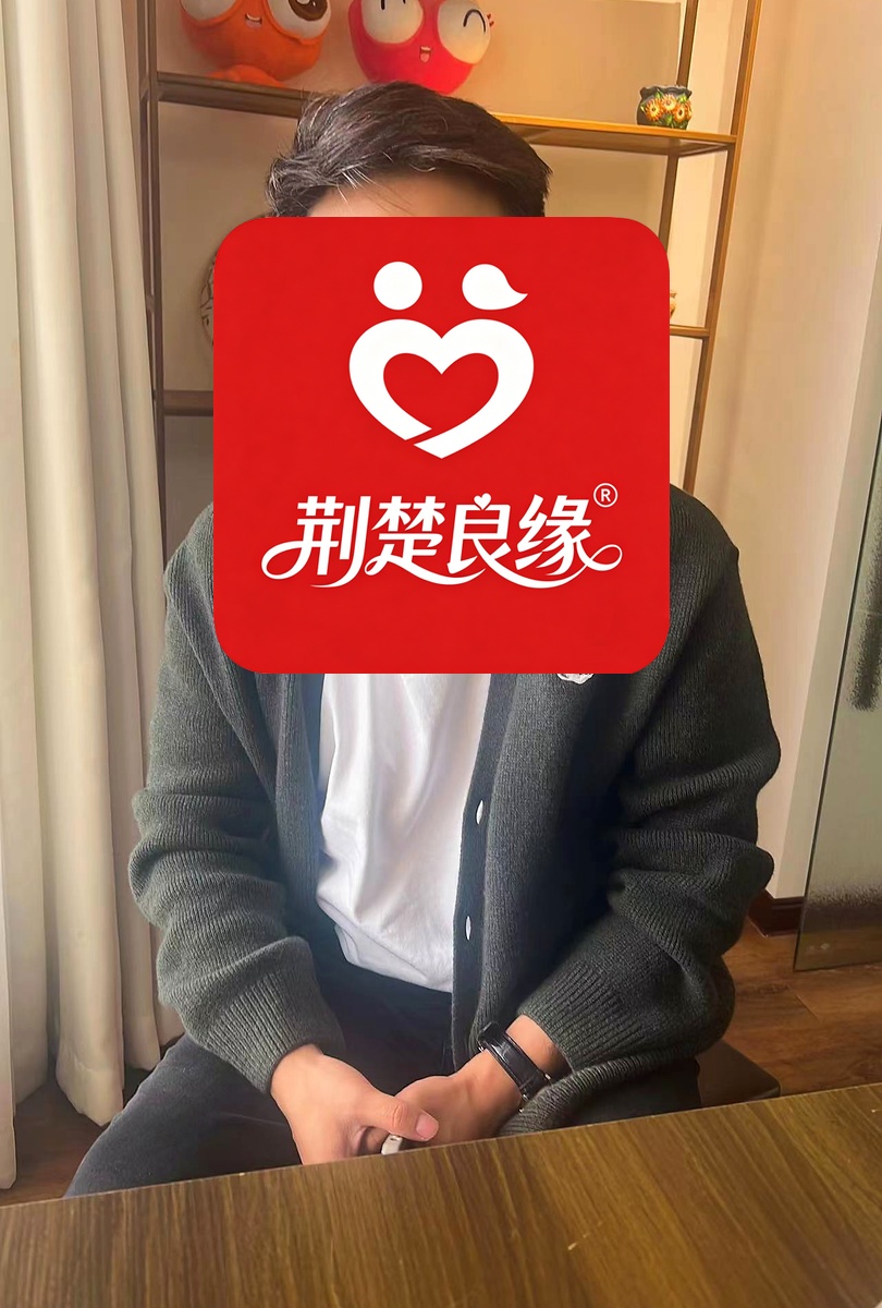 陈凤期待遇期待的照片