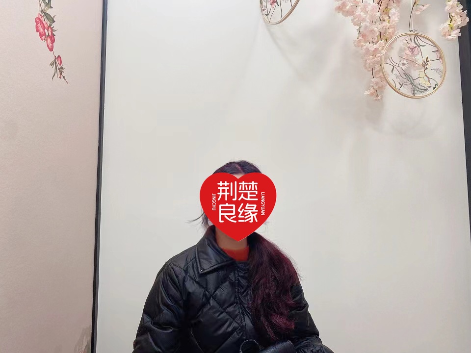 尹白敏的照片