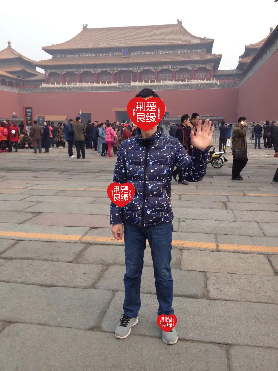钱白含的照片