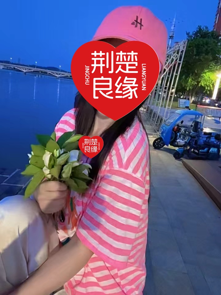 康玲的照片