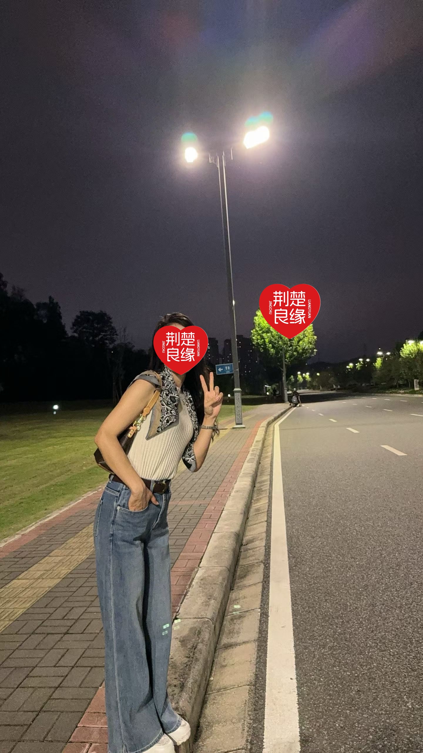 刘蕾期待遇的照片